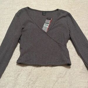 Small size 4 grey long sleeve